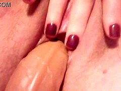 Arianna's Seductive Homemade Reveal