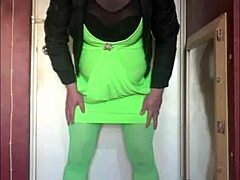 Shy twink's tender solo