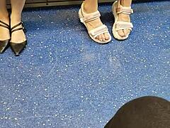 i'm obsessed with candid feet