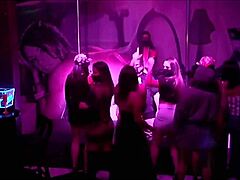 Manhattan Bar Pera Live Raw Webcam Action