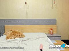 Sophia’s daring petite webcam play