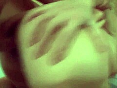 beautiful woman’s steamy sultry clip