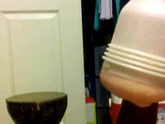 ever watched a solo toy session like this?