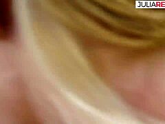 Blonde loves warm face delight