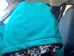 Beauty's messy car surprise
