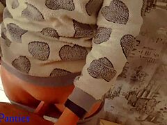 Kinky amateurs in wet orgasm clip