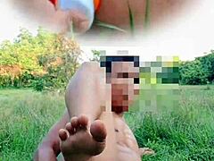 Myanmar twink’s bold outdoor tease