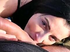latina’s roadside oral adventure