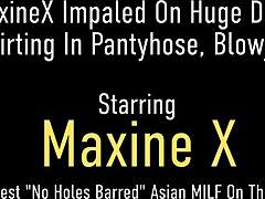 Maxine Savors Tender Intimate Joy