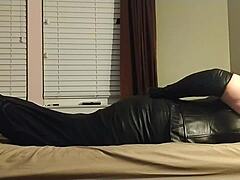 Crossdressing Beauty’s Solo Leather Kink