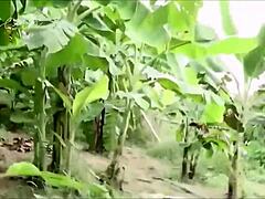 outdoor blowjob with stunning pinay girlfriend in nature