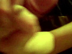 Brunette's Bold Amateur Oral Scene