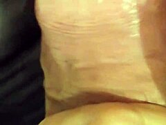 amateur duo dares intimate close-up moments