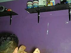 Girlfriend's raw creampie display