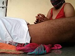 Indian Desi Bhabhi’s Outdoor Blowjob Scene