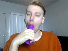 conversational ever tried pov dick sucking like this?