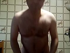 Cheeky Italian Amateur Teases In Latest Vid