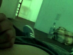 What makes trap whore Vixxen take rough pounding?