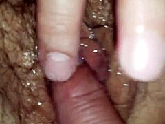 Teasing Asian amateur’s drenched core