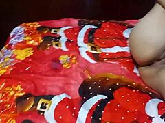 INDIAN MILF'S CHRISTMAS TOY RUSH
