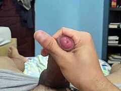 Gay amateur's intimate bedtime twist