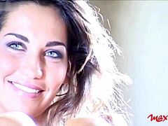 Debora’s Shoot Reveals Sultry Secrets