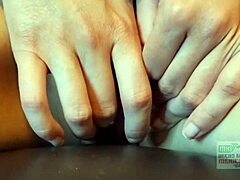 Blonde’s wet thrill encounter