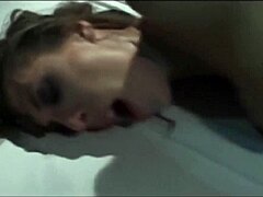 Brunette beauty gives amazing BJ
