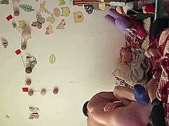 AMATEUR PREGNANT CRAVES INTENSE