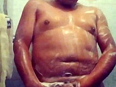 What’s behind his intimate bathroom moment?