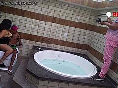Latina mommy's thrilling ebony surprise