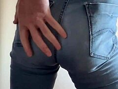 Solo Play in Jeans Sparks Heat