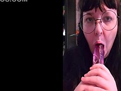 Brunette’s Sultry Simulator Quest