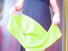 Crossdresser Twerks for Gay Crowd