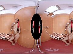 Anna's Hot Shower at Realitylovers