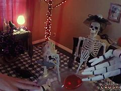 STEPMOM'S SIZZLING THREESOME