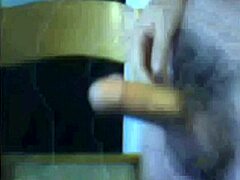 ARGENTINIAN WEBCAM STAR’S BOLD SHOW