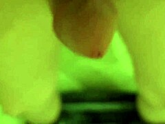 Gay guy jerking off in solo clip