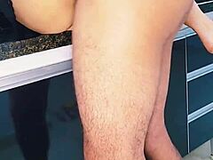 blonde’s steamy oral in kitchen sink