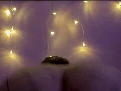 camgirl's natural curves in steamy show