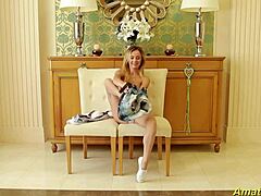 Graceful gymnast’s intimate hidden charm