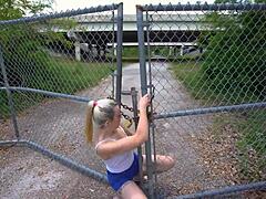 Blonde teen’s bold starry getaway