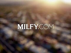 Audrey’s Airtight Scene Stays