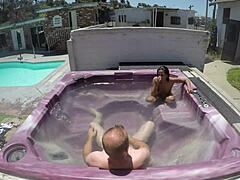 dayanara’s steamy tub passion
