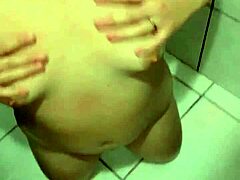 Suggestive Amateur's subtle facial finish on her