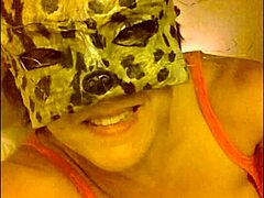 Tribute to Cédille with Alluring French Tease