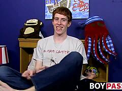 Redheaded Stud’s Bold Solo Play