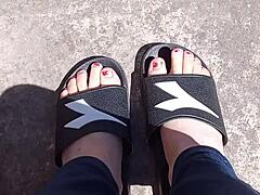 Stunning Feet in Sunny Delight