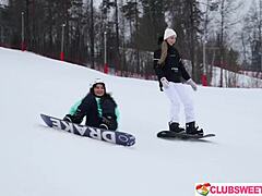 Young gay dudes’ raw snowboard desire