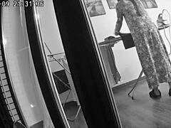 caught cheating wife in bold action